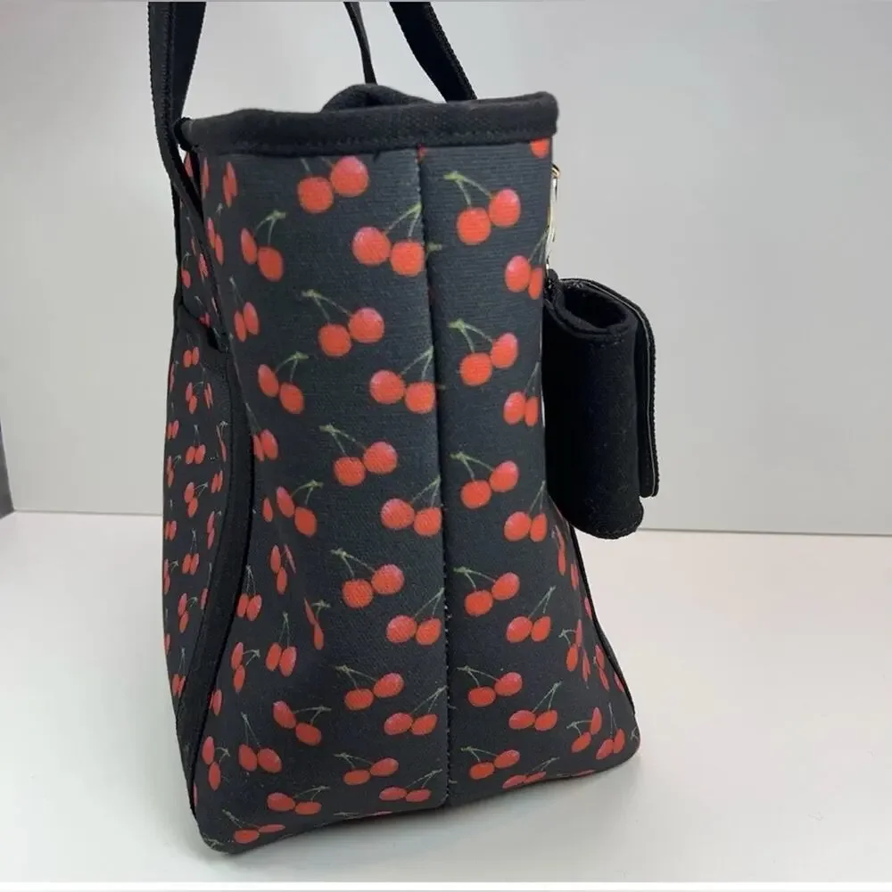 NEW BETSEY JOHNSON TSA-compliant pet carrier 16 LBS RED BLACK CHERRY PRINT BAG